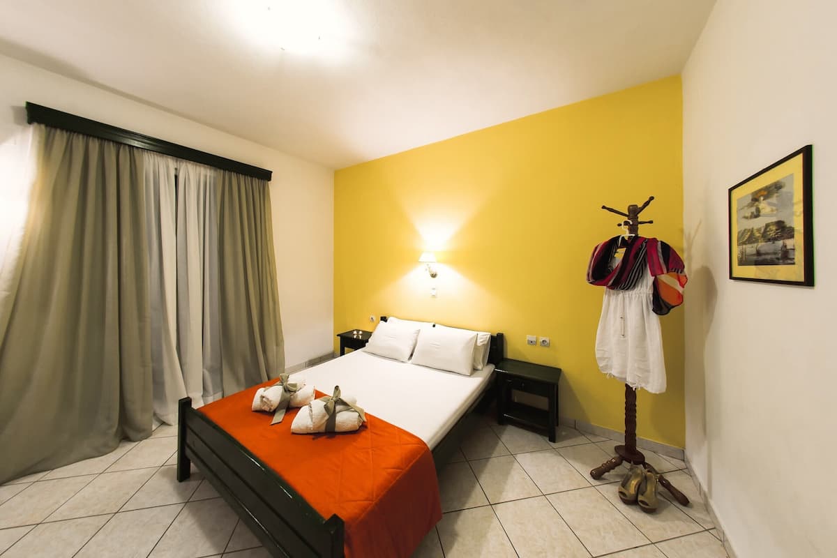 Apartment | Private kitchenette | Fridge, stovetop, electric kettle, toaster
