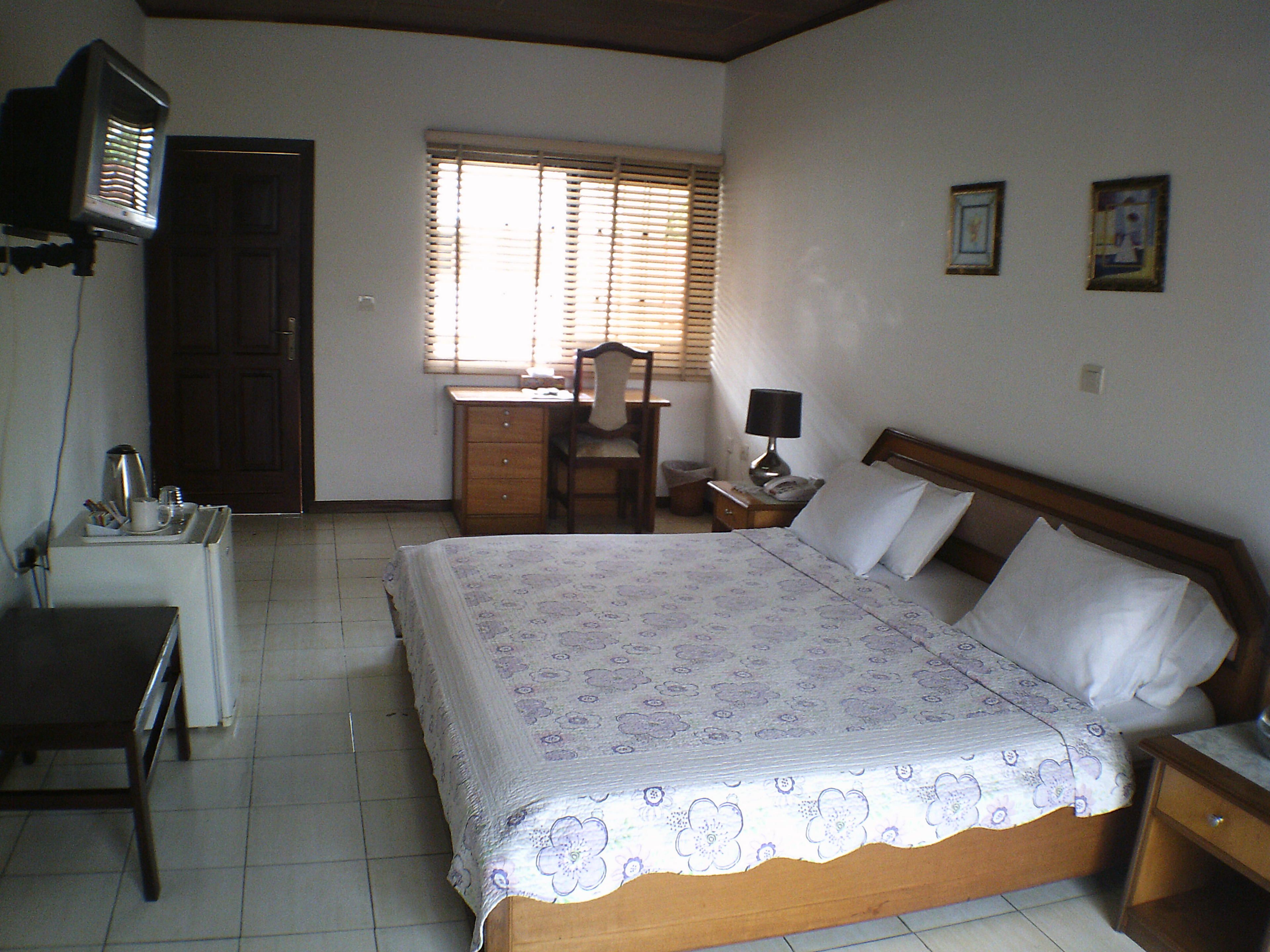 minibar, in-room safe, desk, iron/ironing board