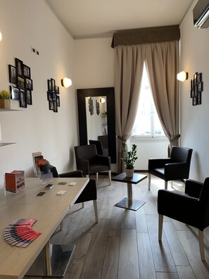 Woonruimte | Een flatscreentelevisie