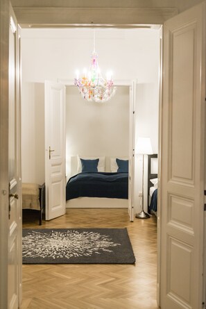 Leilighet, 3 soverom, balkong ( T4 ) | 1 soverom, individuelt dekorert, individuelt innredet og skrivebord