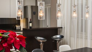 Unclassified image, 5 of 296, button - Senator Suite Stephansplatz by Welcome2Vienna (Vienna)