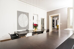 Apartment, 3 Bedrooms, Balcony ( T9 ) - Senator Suite Stephansplatz by Welcome2Vienna (Vienna)