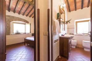 Bathroom - Country House Mariletta (ROCCASTRADA (GROSSETO))