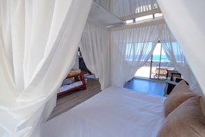 Luxury Suite, Terrace, Ocean View | Water view - Hotel Puntagrande (Frontera)