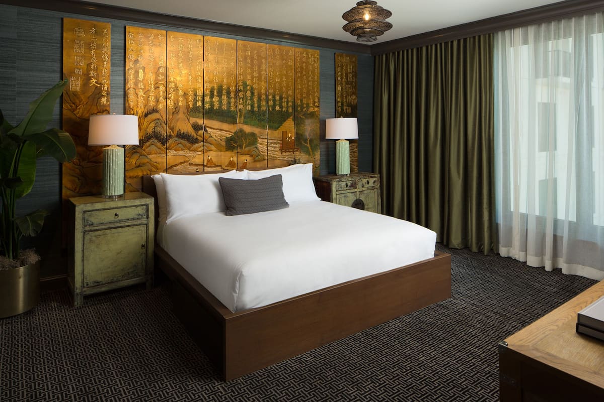 Premium Suite | 1 bedroom, Egyptian cotton sheets, premium bedding, pillowtop beds