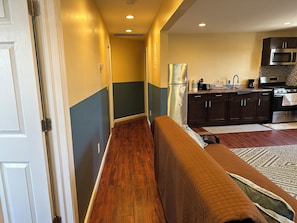 Superior Apartment, 2 Bedrooms, Kitchenette, Ground Floor Unit 2 | Living area