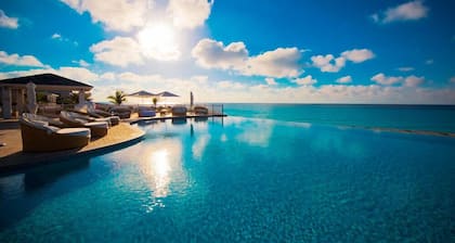 Luxury Custom Villa 210 At Resorts World