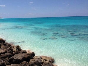 Beach nearby, white sand, sun-loungers, beach umbrellas