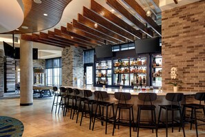 Bar (on property) - Archer Hotel Florham Park/Morristown (Florham Park)