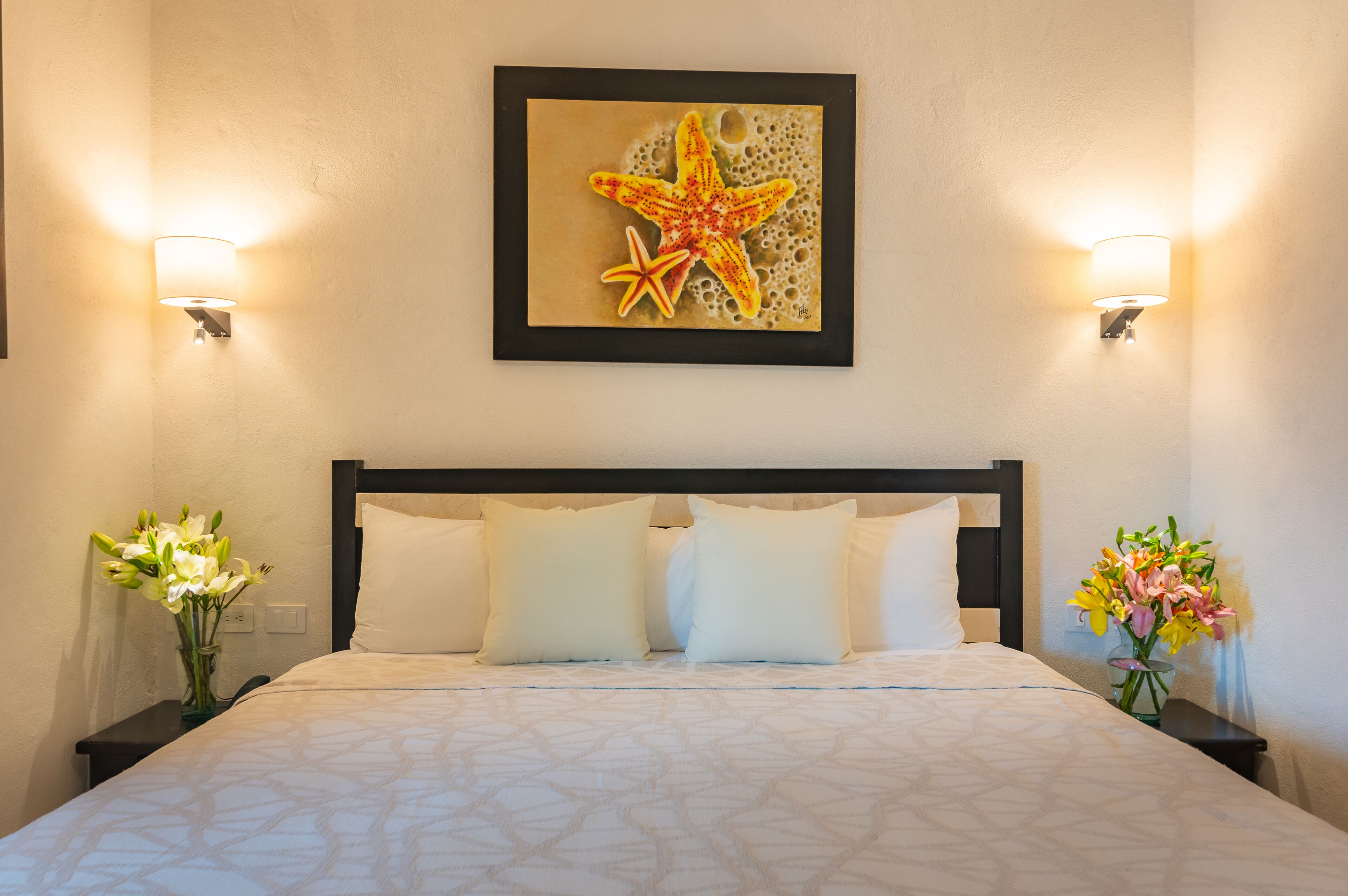 family room | 1 bedroom, free wired internet