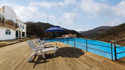 Gapyeong Lolofore Pension