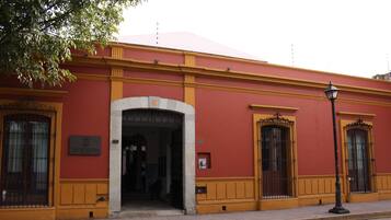 Entrada de la propiedad