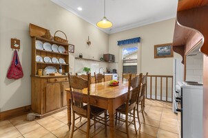 Cottage, 2 Bedrooms | Private kitchen | Full-size fridge, microwave, oven, stovetop