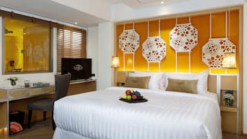 Luxury Suite, 1 King Bed | View from room