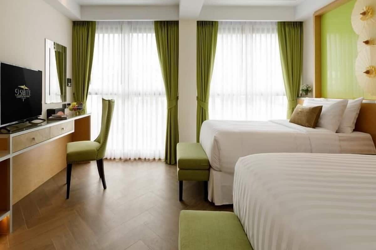 Free minibar items, in-room safe, desk, blackout drapes