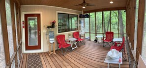 Outdoor dining - 100-acre ranch with beautiful creek, ponds, woods, livestock (Bellville)