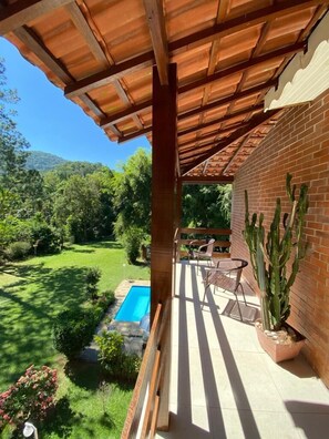 Premium-Zimmer | Blick auf den Garten
