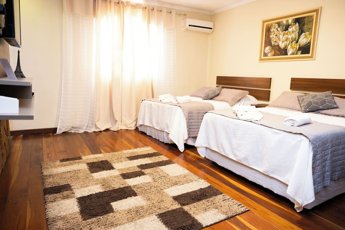Standard Quadruple Room | 1 bedroom, minibar, free WiFi, bed sheets