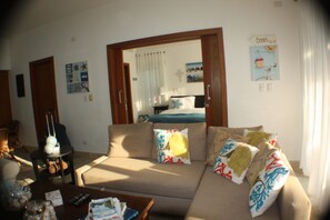 Smart TV y reproductor de DVD 