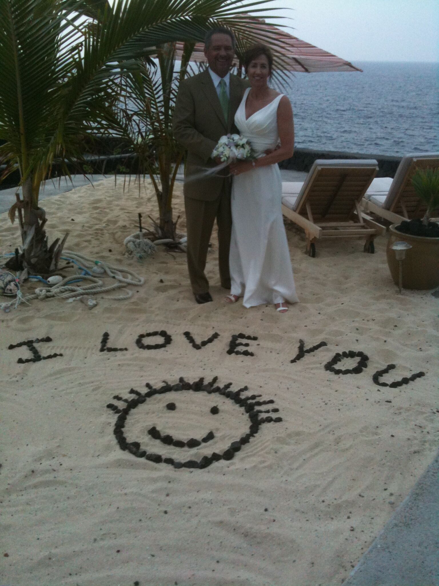 Plage, chaises longues, serviettes de plage