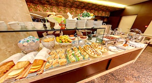 Tägliches inbegriffenes Frühstücksbuffet