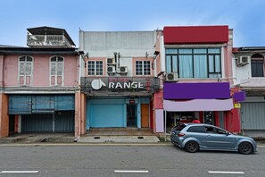 Front of property - Hotel O Orange Hotel Kuala Pilah (Kuala Pilah)