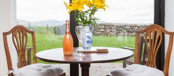 Cosy Cottage with a lovely country feel on the edge of the Lake District