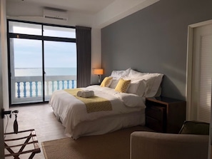 Chambre Double Deluxe, 1 très grand lit, vue plage