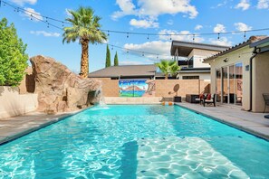 Outdoor pool, a heated pool