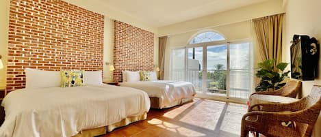 Chambre Quadruple Standard | Rideaux occultants, chambres insonorisées, Wi-Fi gratuit, draps fournis