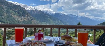 Utopia Resorts & Spa