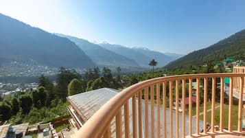 Premium Double Room, 1 Bedroom, Balcony, Mountain View | Mountain view