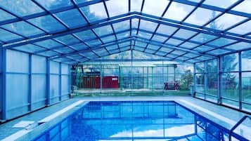 Indoor pool, outdoor pool