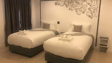 Superior Twin Room | Peti besi dalam bilik, katil lipat simpan/tambahan, Wi-fi percuma 