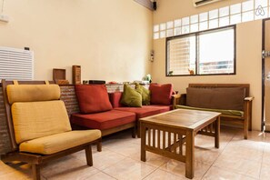 Kawasan tempat duduk lobi