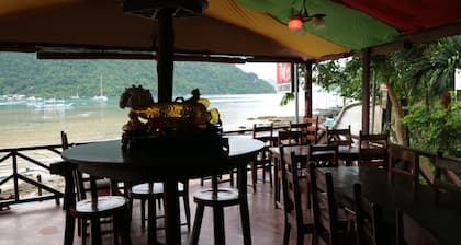 El Nido Corner Pension and Restaurant