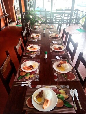 매일 주문 요리 아침 식사 유료