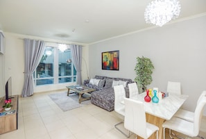 Apartment, 1 Bedroom | Living area