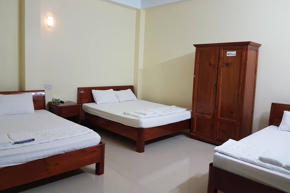 Phòng dành cho gia đình | Minibar, truy cập Internet không dây miễn phí 