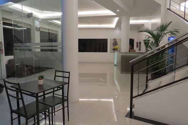 Kawasan tempat duduk lobi