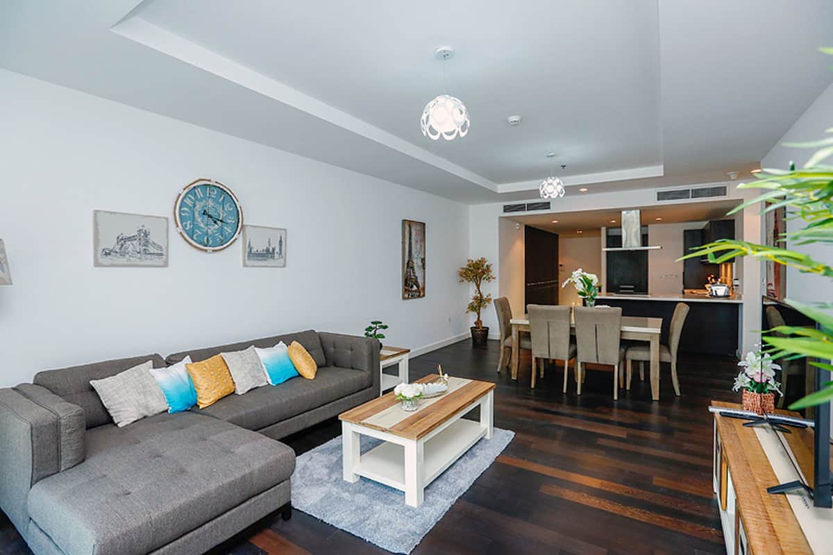 Apartment, 2 Bedrooms | 1 bedroom, in-room safe, blackout curtains, iron/ironing board