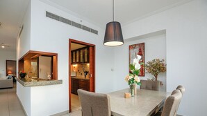 Apartment, 3 Bedrooms | In-room dining - Kennedy Towers - Southridge 1 (Dubai)