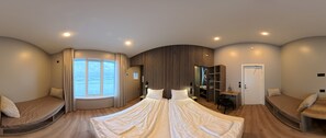 Deluxe Double or Twin Room, Private Bathroom | Desk, soundproofing, free WiFi, bed sheets