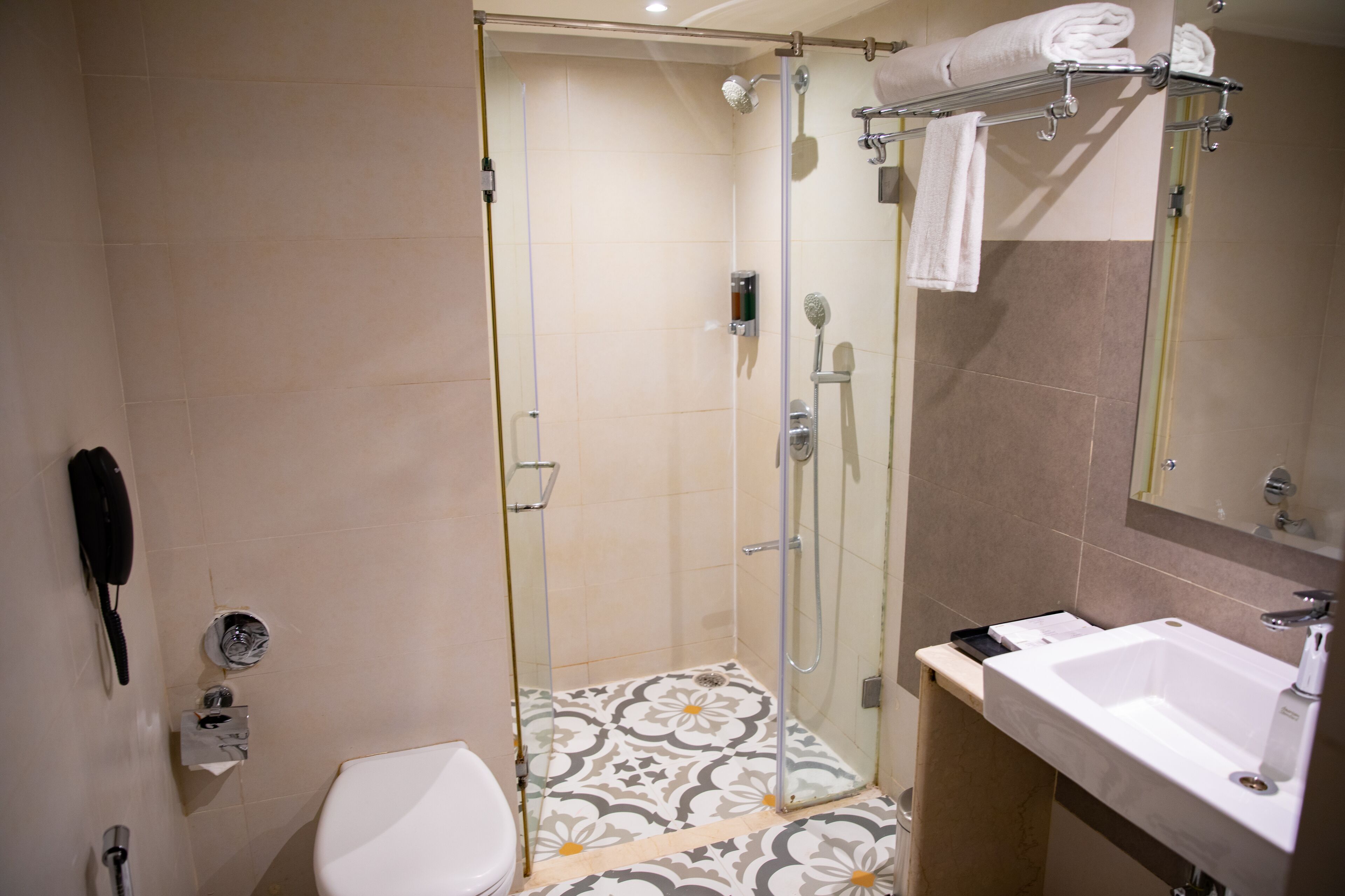 Photo - Grand Continent Secunderabad A Sarovar Portico Affiliate Hotel