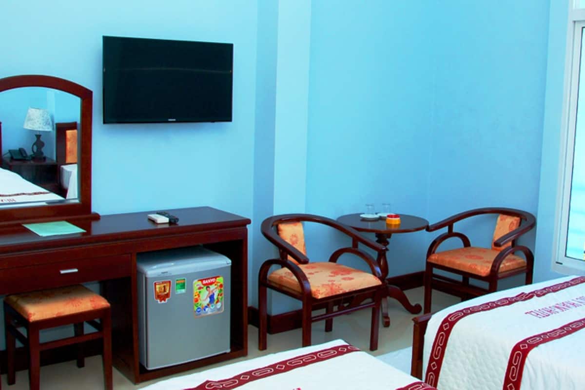 Twin Room | Minibar, in-room safe, desk, free WiFi