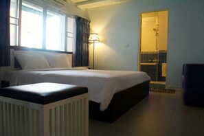 In-room safe, rollaway beds, free WiFi - 999 Triple Nine Boutique Hotel (Hua Hin)
