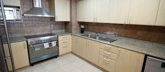 Kennedy Towers - Al Habool
