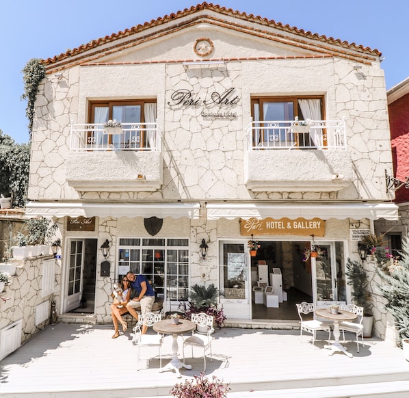 Fachada de la propiedad