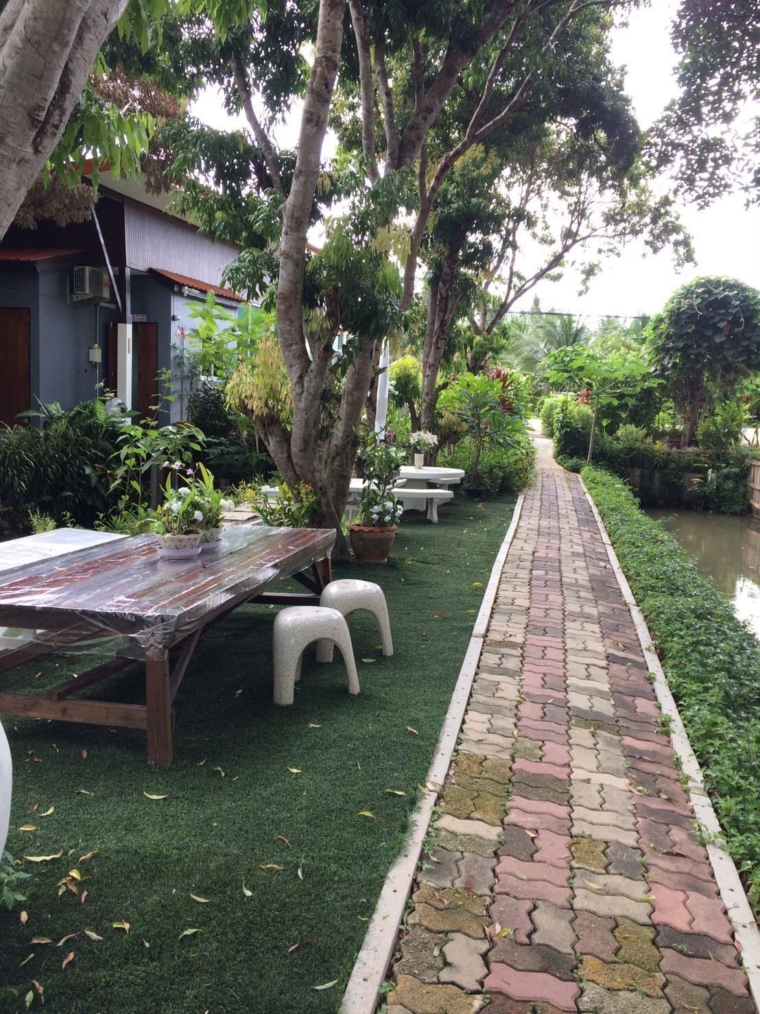 Small Double Room  | BBQ/picnic Area