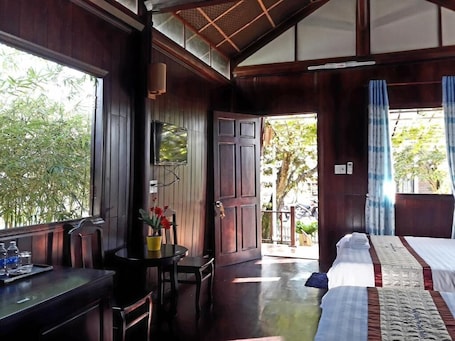 Family Bungalow, Garden View. Hung Vuong Resort